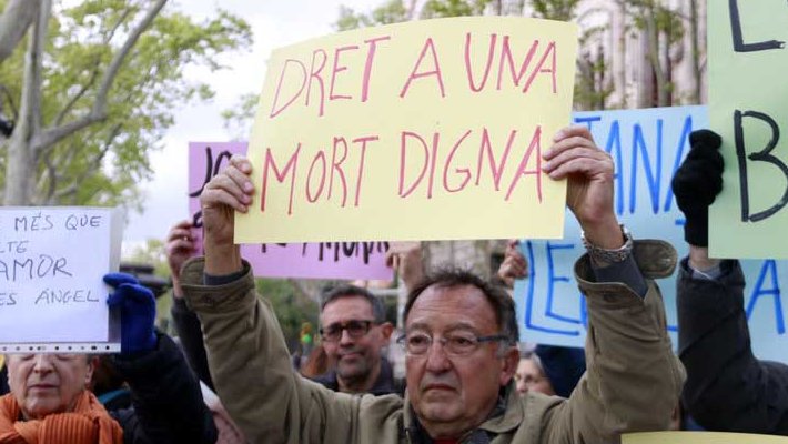 Imatge d'arxiu d'una protesta per reclamar el dret a l'eutanàsia