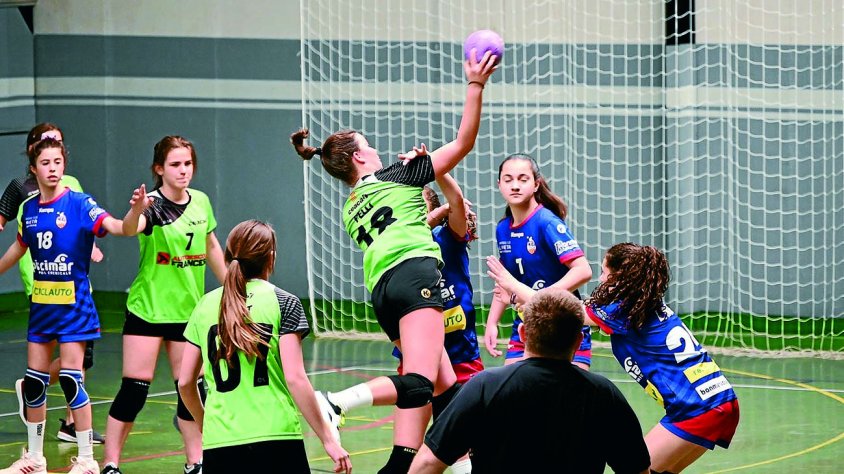 Una jugada d'un dels partits