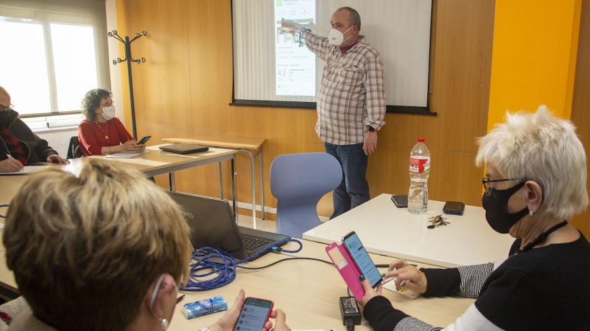 Una de les classes que imparteix Ramon Oromí al gòTIC