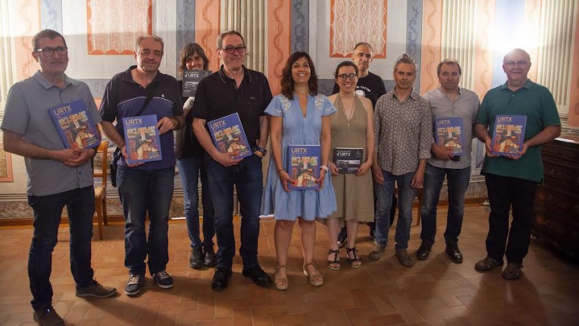 Autoritats i autors dels articles