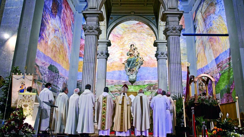 Els frescos del presbiteri de Josep Minguell en la veneració de la Mare de Déu de l'Alba