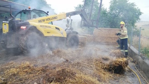 Imatge de les tasques d'extinció