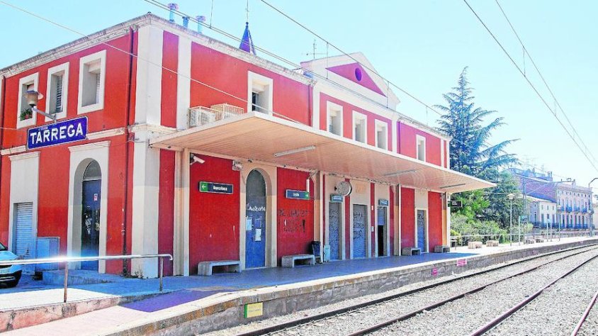 Imatge de l'estació de tren de Tàrrega