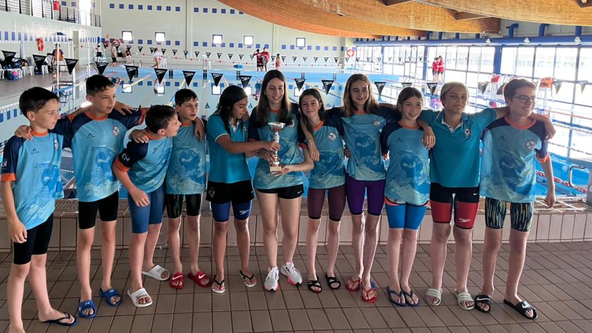 Alguns dels nedadors del club