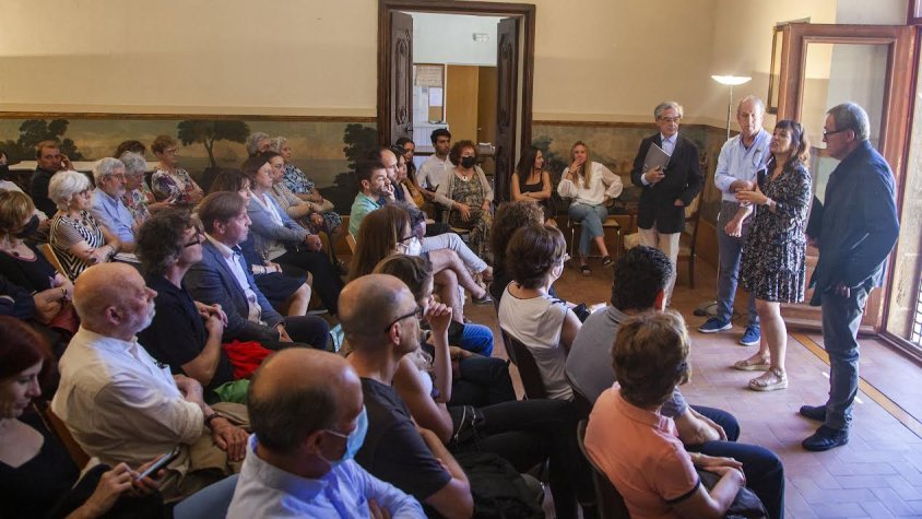 La inauguració de l'exposició va ser multitudinària