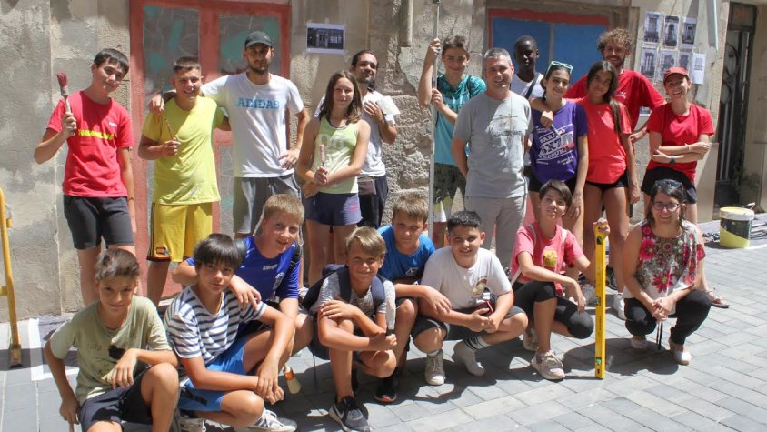 Alguns dels participants, avui al carrer Urgell