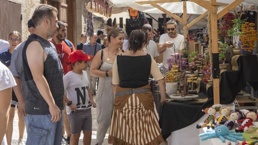 Visitants al Mercat Medieval de Guimerà