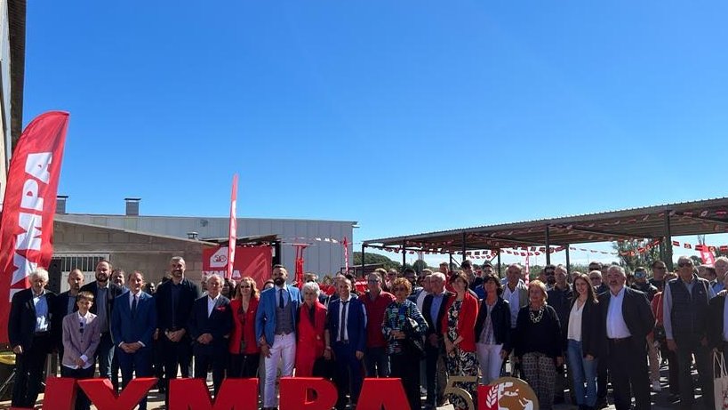 Foto de grup de l'acte de celebració dels 50 anys de Jympa