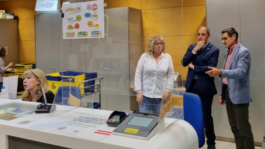 Crespín a l'oficina de Correus de la capital de l'Urgell