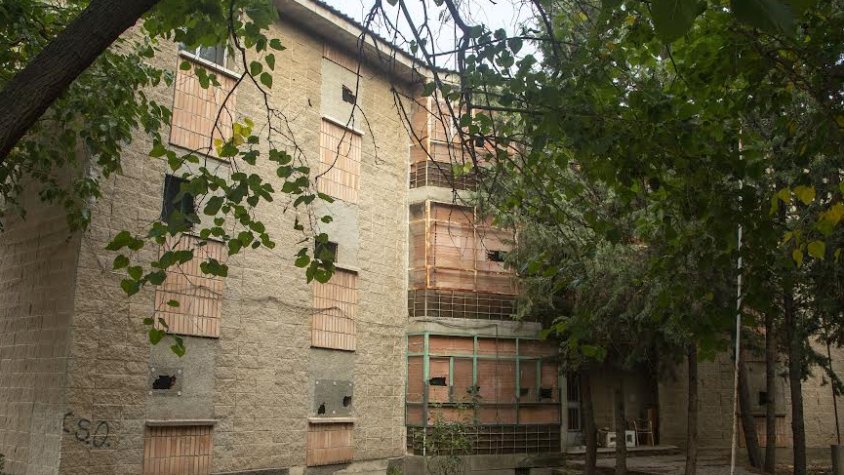 Vista exterior de la caserna