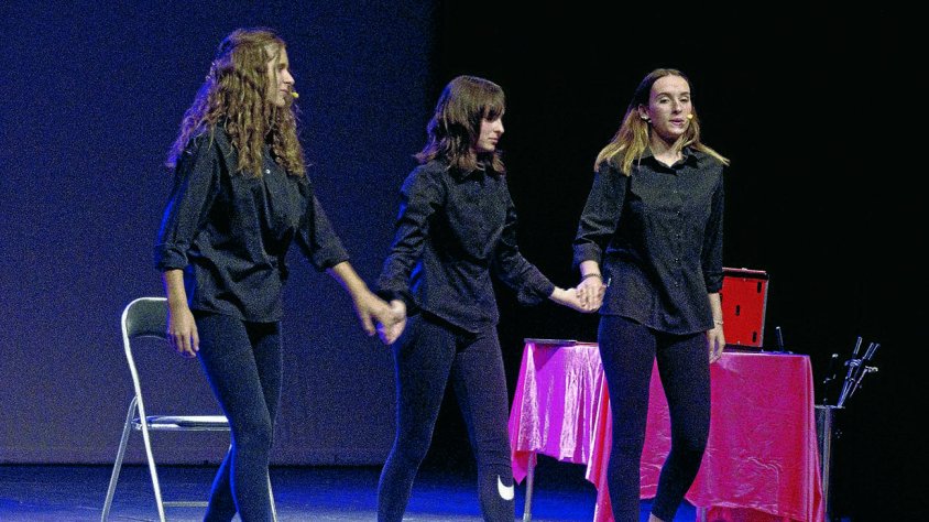 Les tres magues de Next Generation al Teatre Ateneu, en el festival de Mans Unides