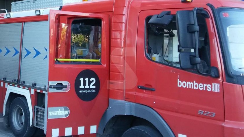 Un camió de Bombers