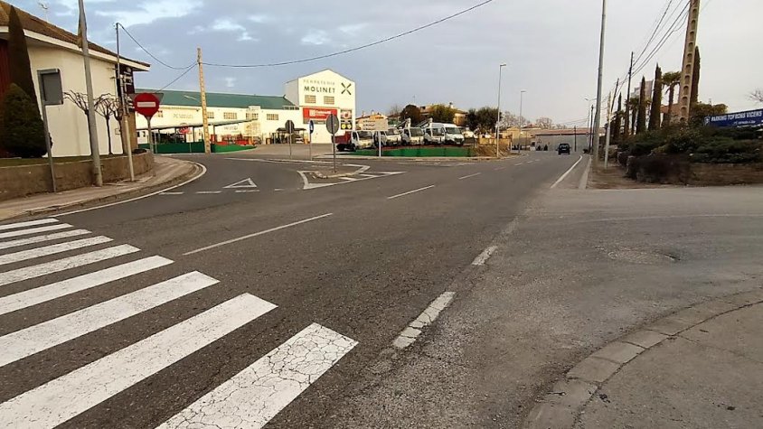 Imatge de la intersecció de la C-14 a Agramunt on es construirà la rotonda
