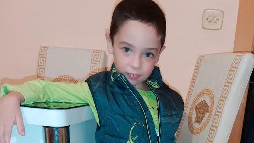 El petit Gabriel, de 4 anys, en una foto de fa uns mesos