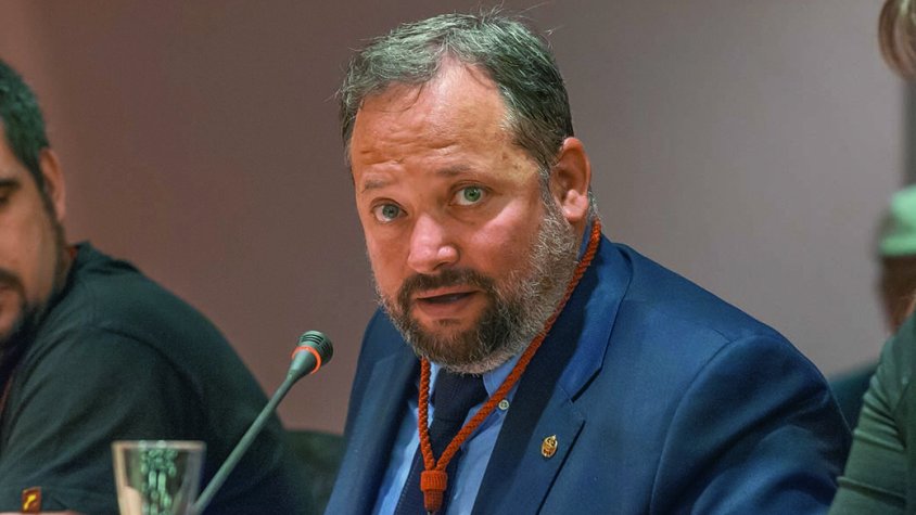 Silveri Caro en la seva intervenció durant el ple d'investidura