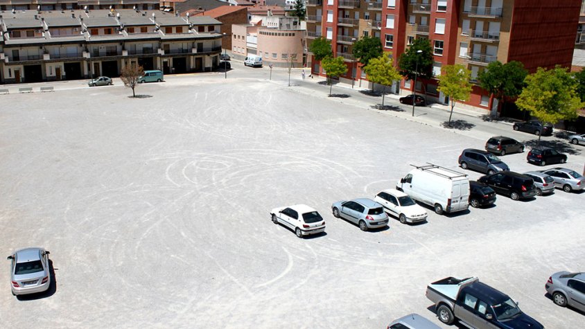 Imatge d'arxiu de l'aspecte actual de la plaça de les Bòbiles