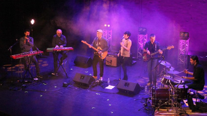 Un moment del concert d'Edu Escaño