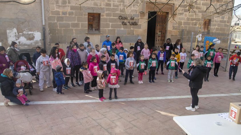 Els alumnes, uns minuts abans d'iniciar la cursa