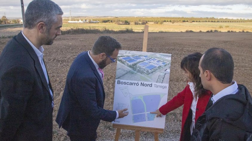 Imatge d'arxiu d'una visita als terrenys del futur polígon Boscarró Nord