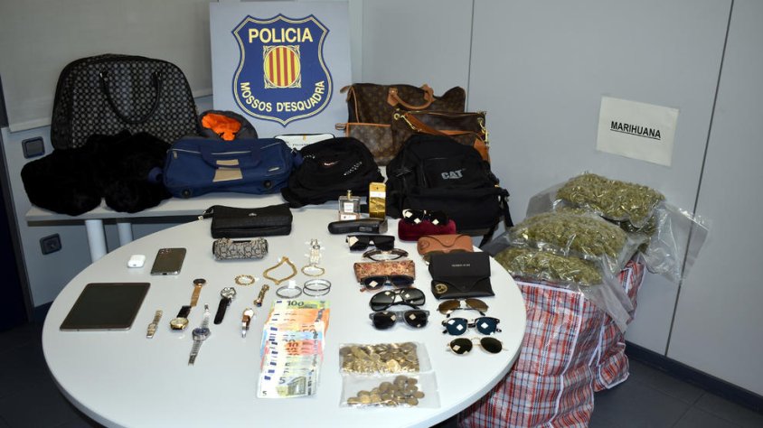 Material decomissat al grup criminal desarticulat al Tarragonès