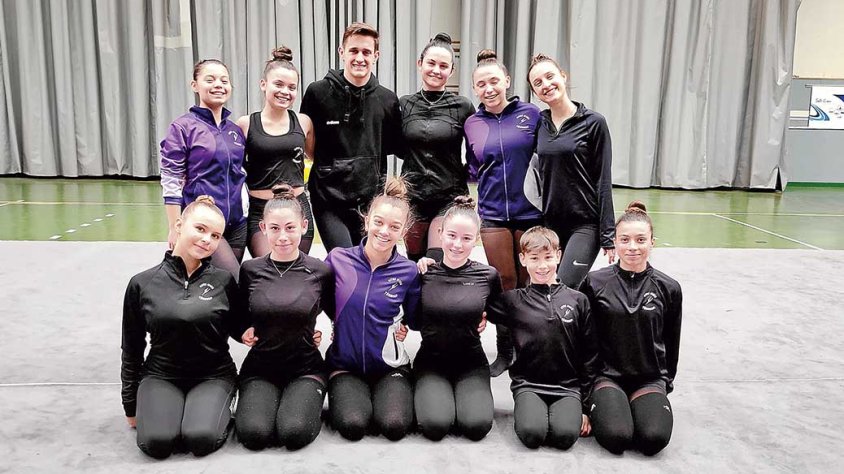 Gimnastes amb Eneko Lambea