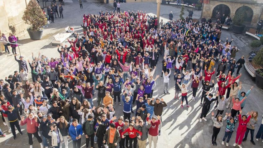 Foto final de tots els participants al flashmob