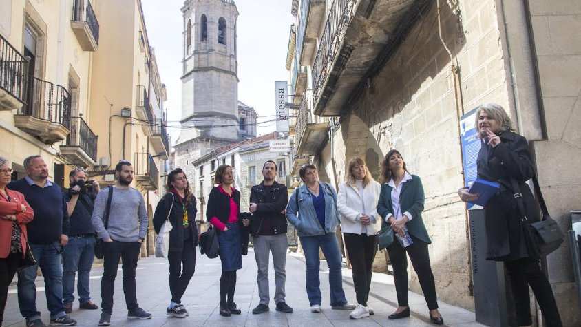 Passeig institucional per la nova ruta