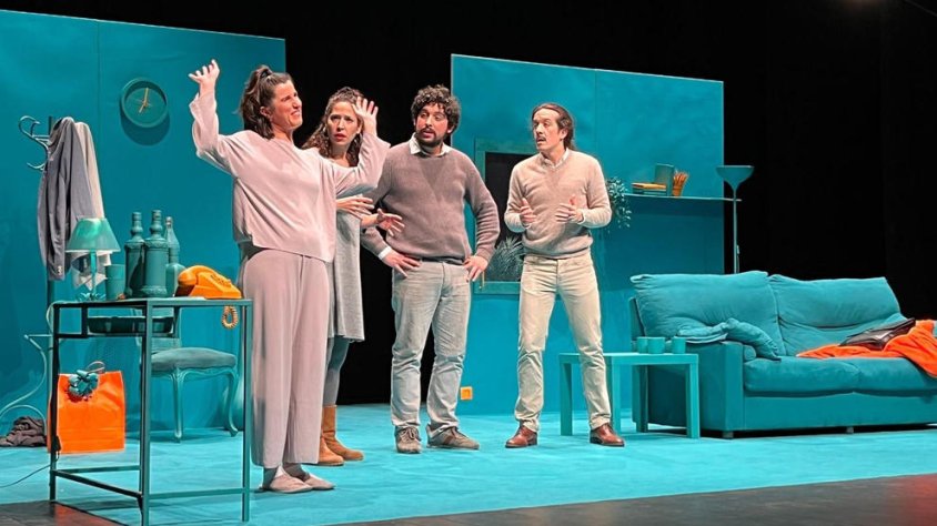 La Joventut de la Faràndula de Sabadell va representar dissabte 'Diner (molt) negre'