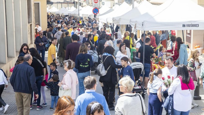 El carrer del Carme, ple de visitants aquest migdia