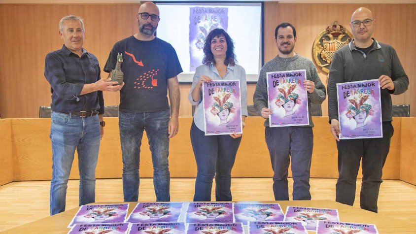 Presentació del programa de la Festa Major i la reproducció de goma del Drac de la ciutat