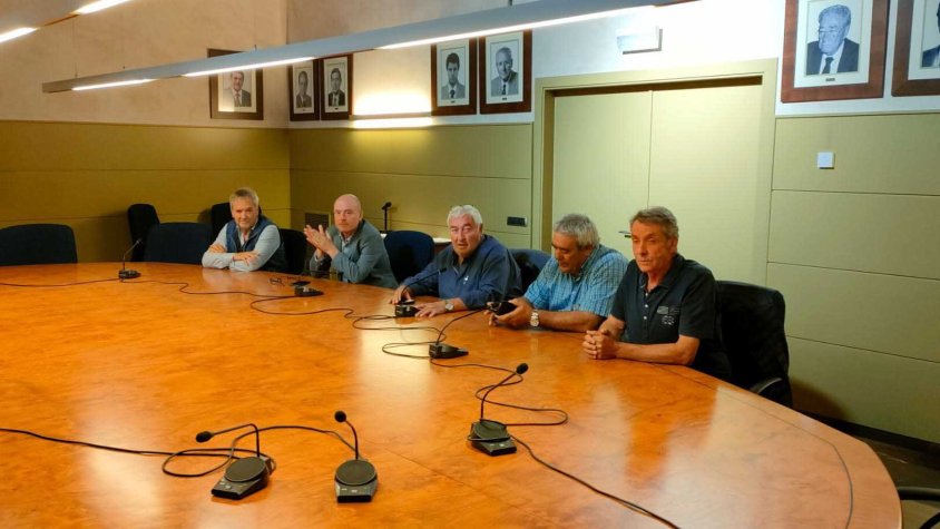 Reunió dels afectats pel tancament dels canals d'Urgell i Segarra Garrigues