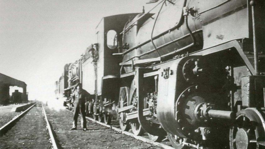 Dues potents locomotores a vapor, anys 60