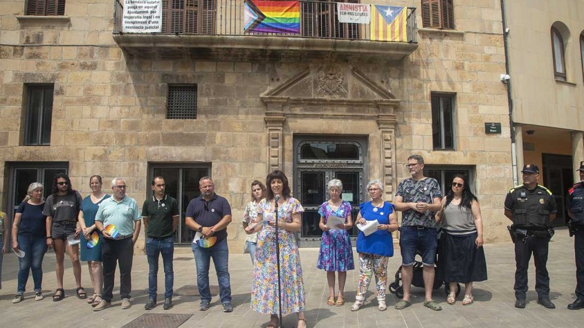 Un moment de la lectura de la Declaració Institucional per part de l'alcaldessa, Alba Pijuan