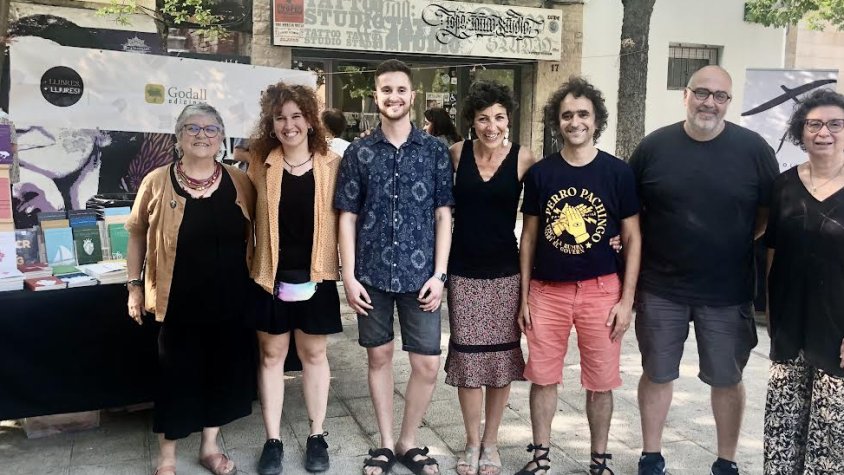 Els poetes amb responsables d'editorials