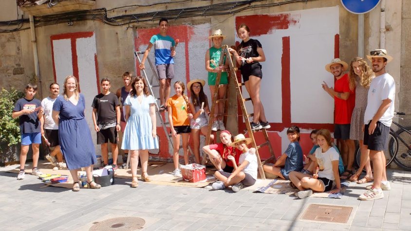 Els joves participants amb Pijuan i Castellana