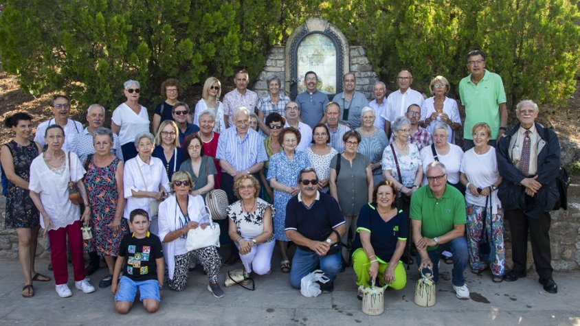 Foto de família dels participants a la festa a Tàrrega