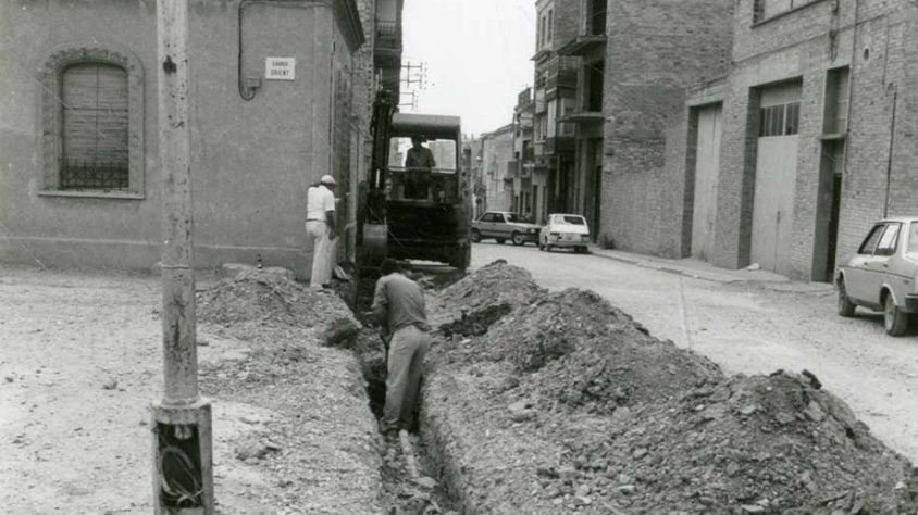 Obres de millora en la canalització de l'aigua al Pla d'en Perelló