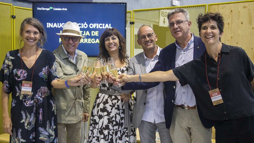 Brindis inaugural de FiraTàrrega 2023 de les autoritats ahir a la tarda a la Llotja