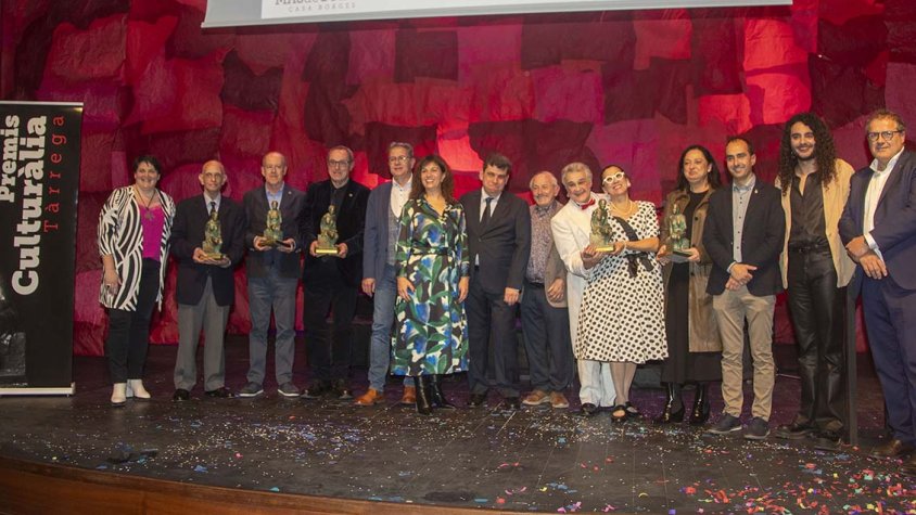 Foto dels premiats i les autoritats