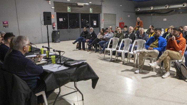 Veïns es van reunir ahir a l’Espai MerCAT de Tàrrega