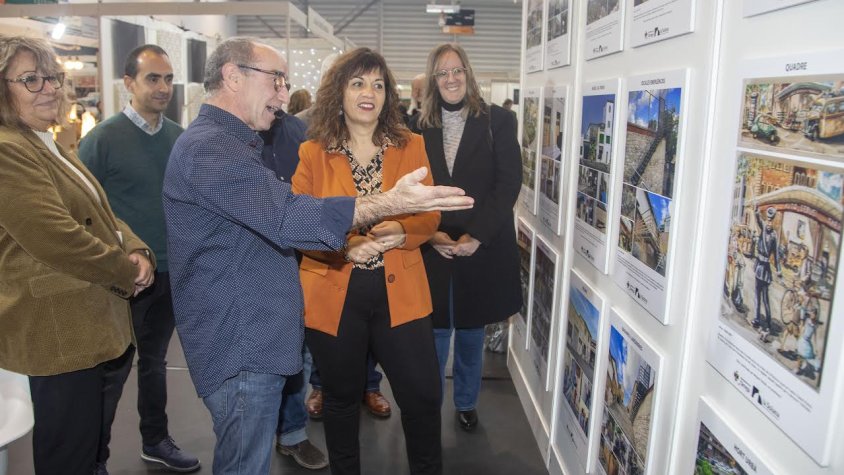 Les autoritats, a l'exposició fotogràfica dels 25 anys de La Solana