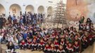 Agramunt 'obre' les festes amb l'arbre de Nadal de l'Espai Guinovart