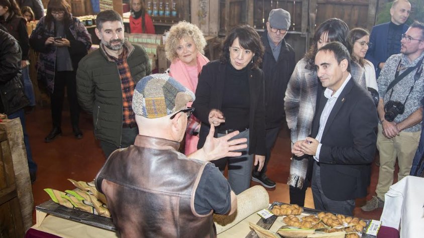 Recorregut inaugural amb la presidenta del Parlament, Anna Erra