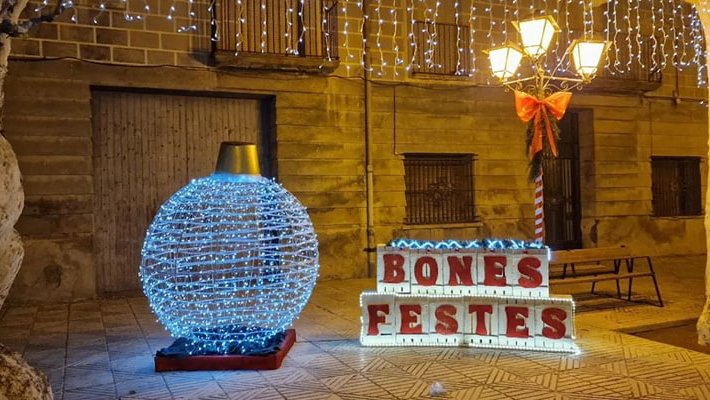Una de les places ornamentades