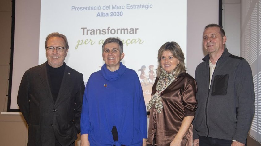 Maite Trepat amb els ponents