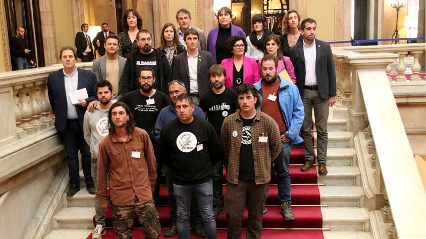 Foto de família a la sortida de la reunió