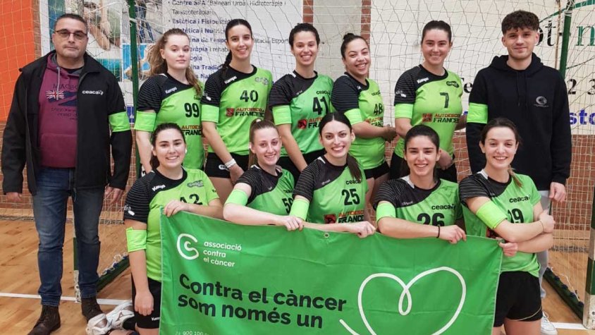 Un dels equips del CEACA lluint els braçalets verds