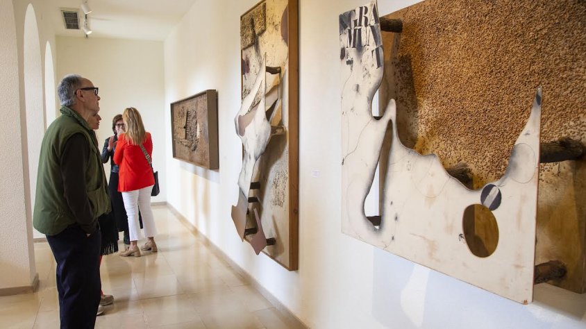 Mostra formada per una vintena d’obres seleccionades i creades pel mateix artista entre finals dels anys 70 i principis dels 90
