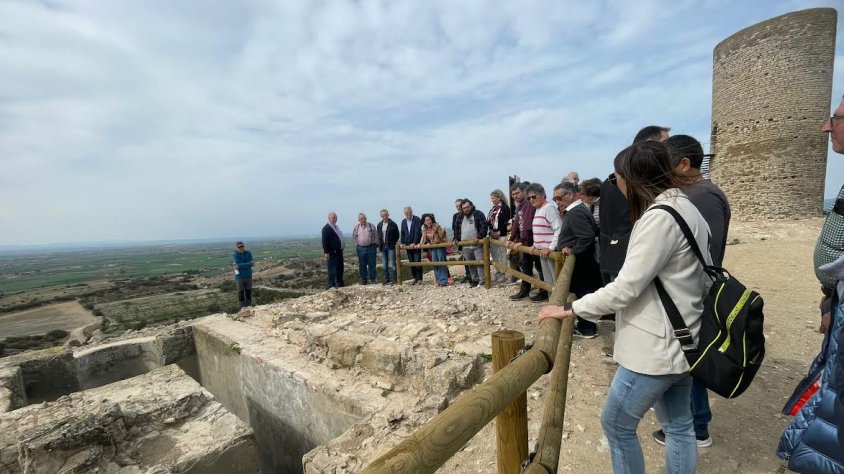 Visita a l'espai de memòria recuperat al Pilar d'Almenara