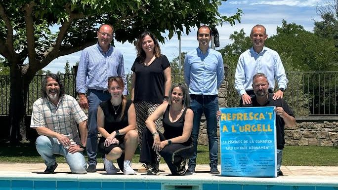 El president del consell, José Luis Marín, i alguns alcaldes que s'han sumat enguany a la iniciativa